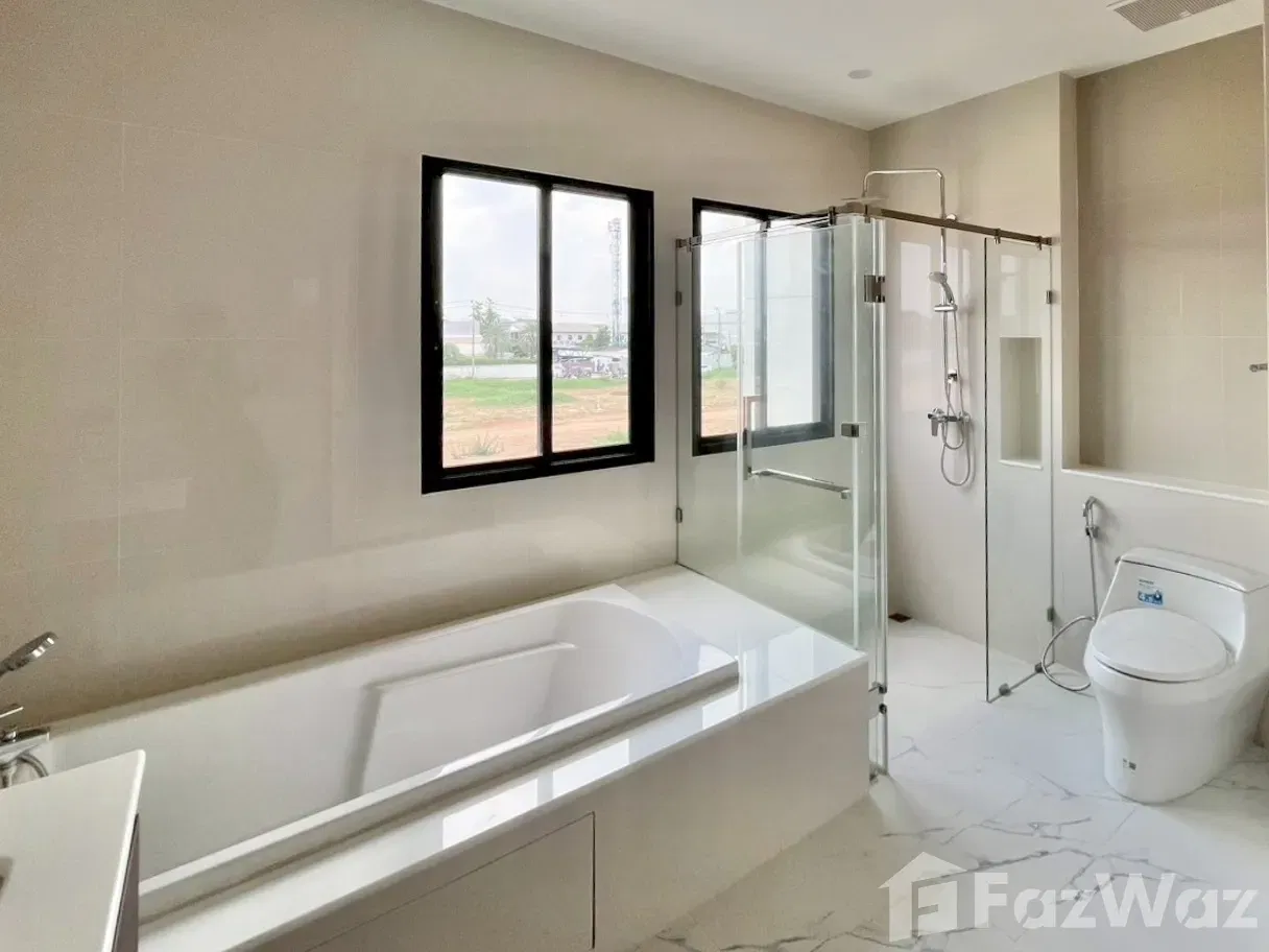 picture 5 Bedroom House for sale at Baan Nara Wongwaen-Ramintra  5725886 - 18/21