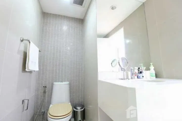 picture 1 Bedroom Condo for sale at The Trendy Condominium  5697353 - 5/19
