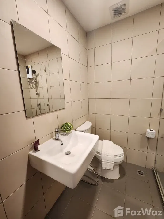 picture 3 Bedroom Condo for rent at United Tower 1878836 - 4/46