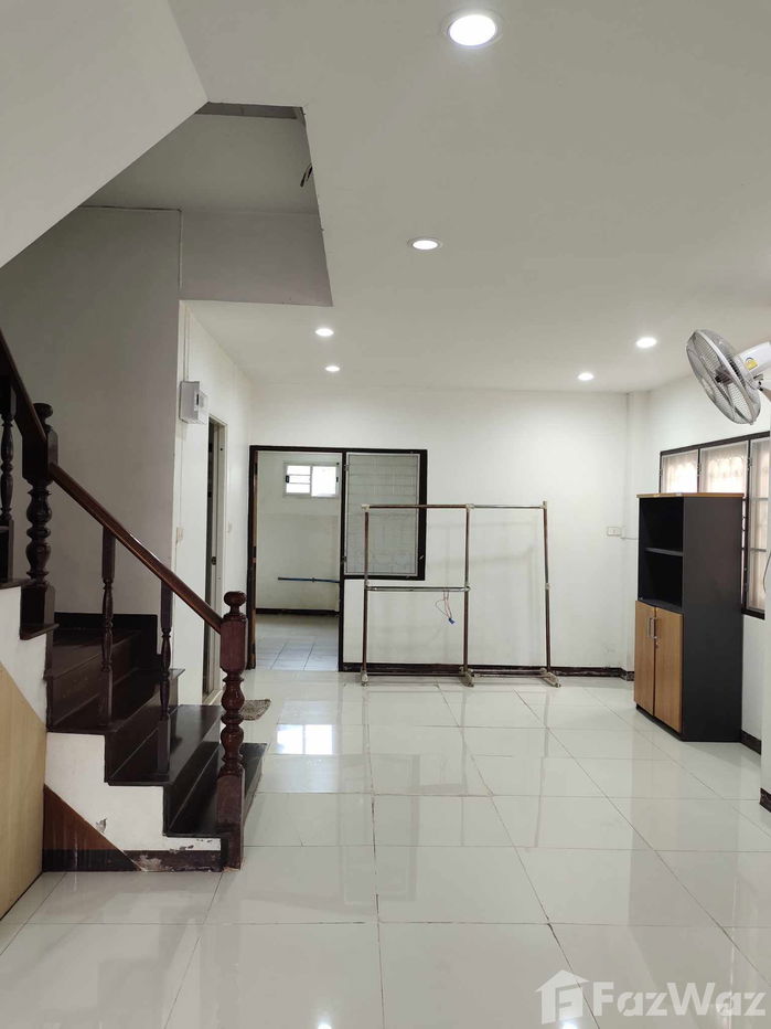 picture 2 Bedroom Townhouse for rent in Lat Krabang, Bangkok  1685874 - 7/16