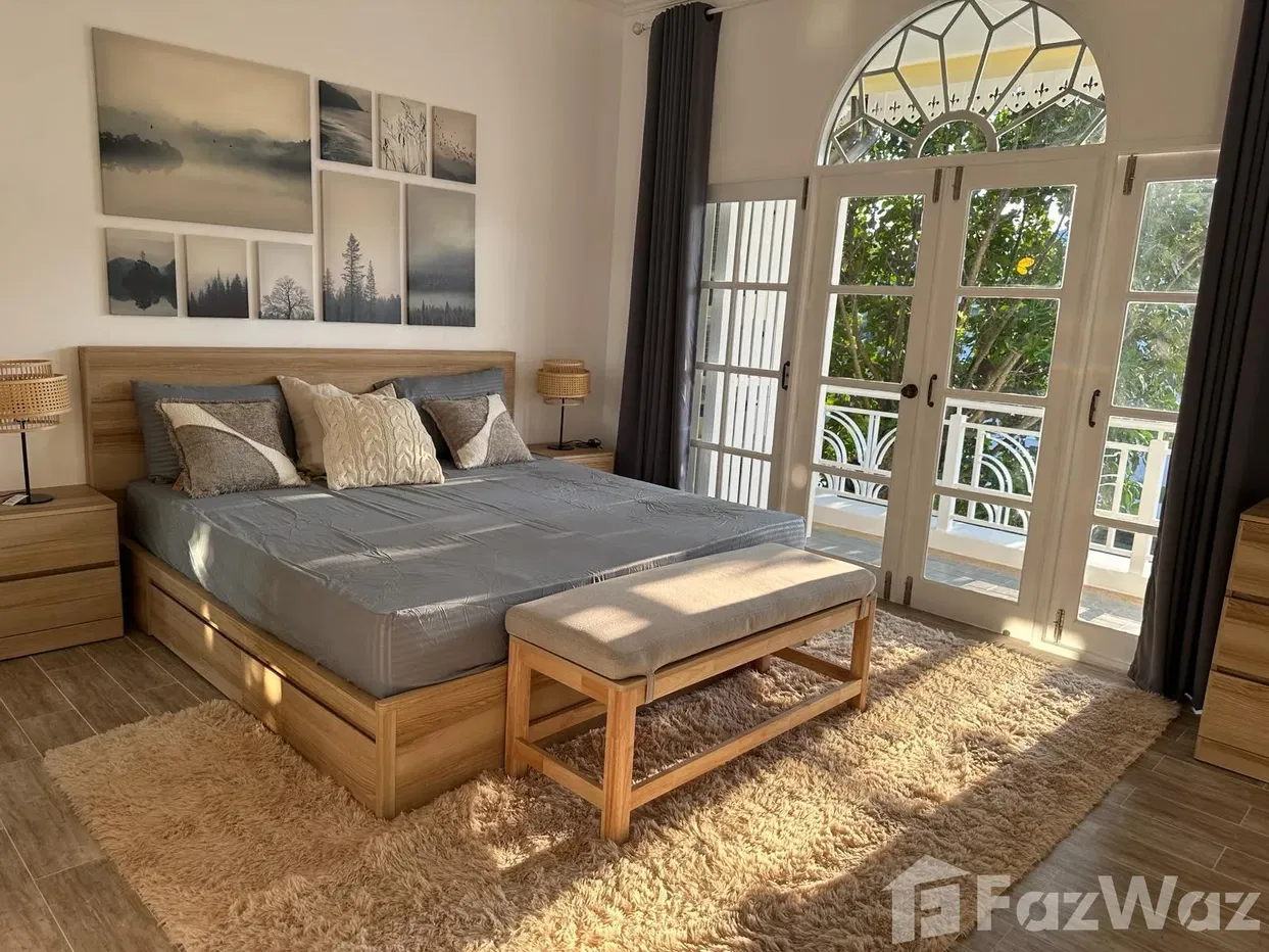 picture A beautiful 4-bedroom townhouse with a stunning lake view 5685493 - 10/35