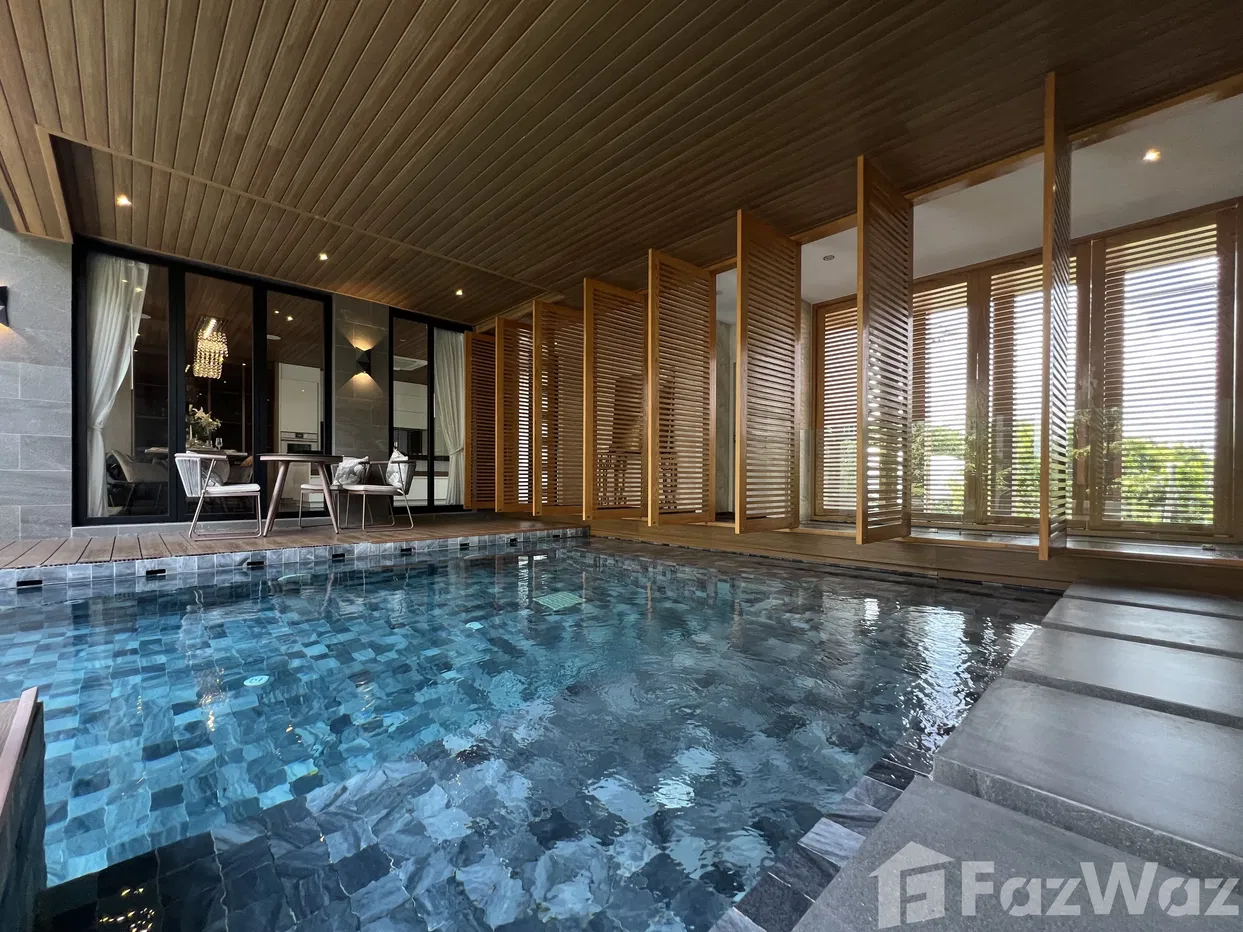 picture Luxury pool villa. Rooftop with elevato, private swimmiing. 5707497 - 18/92