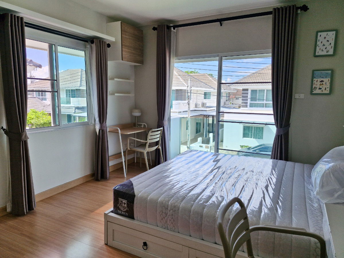 picture For Rent: House near Central Festival in the Karnkanok 20 Project Monthly Rent: 35,000 Baht (including common area fees) - 6/26