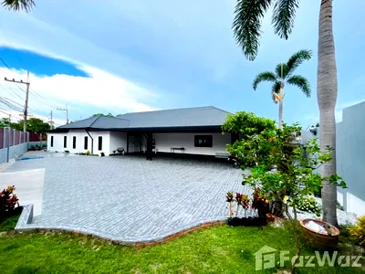 Houses for sale Chonburi : 7 Bedroom House for sale in Bang Lamung, Chon Buri  5696319