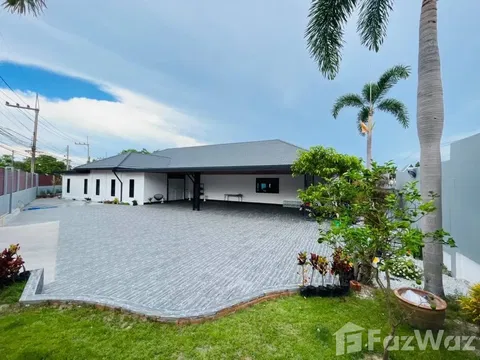 7 Bedroom House for sale in Bang Lamung, Chon Buri  5696319