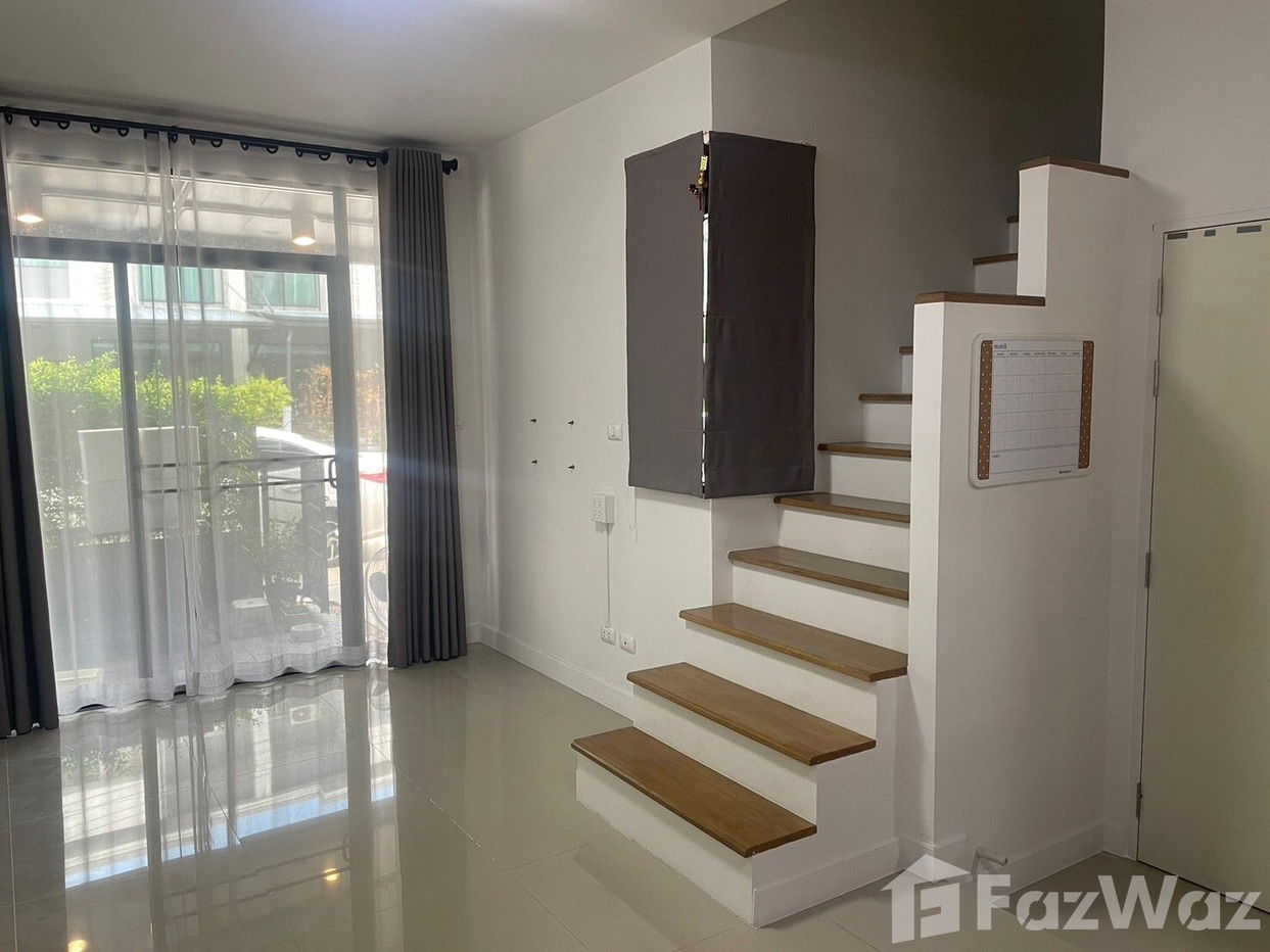 picture 3 Bedroom Townhouse for sale at Pleno Phaholyothin-Watcharapol 2  1981489 - 10/19
