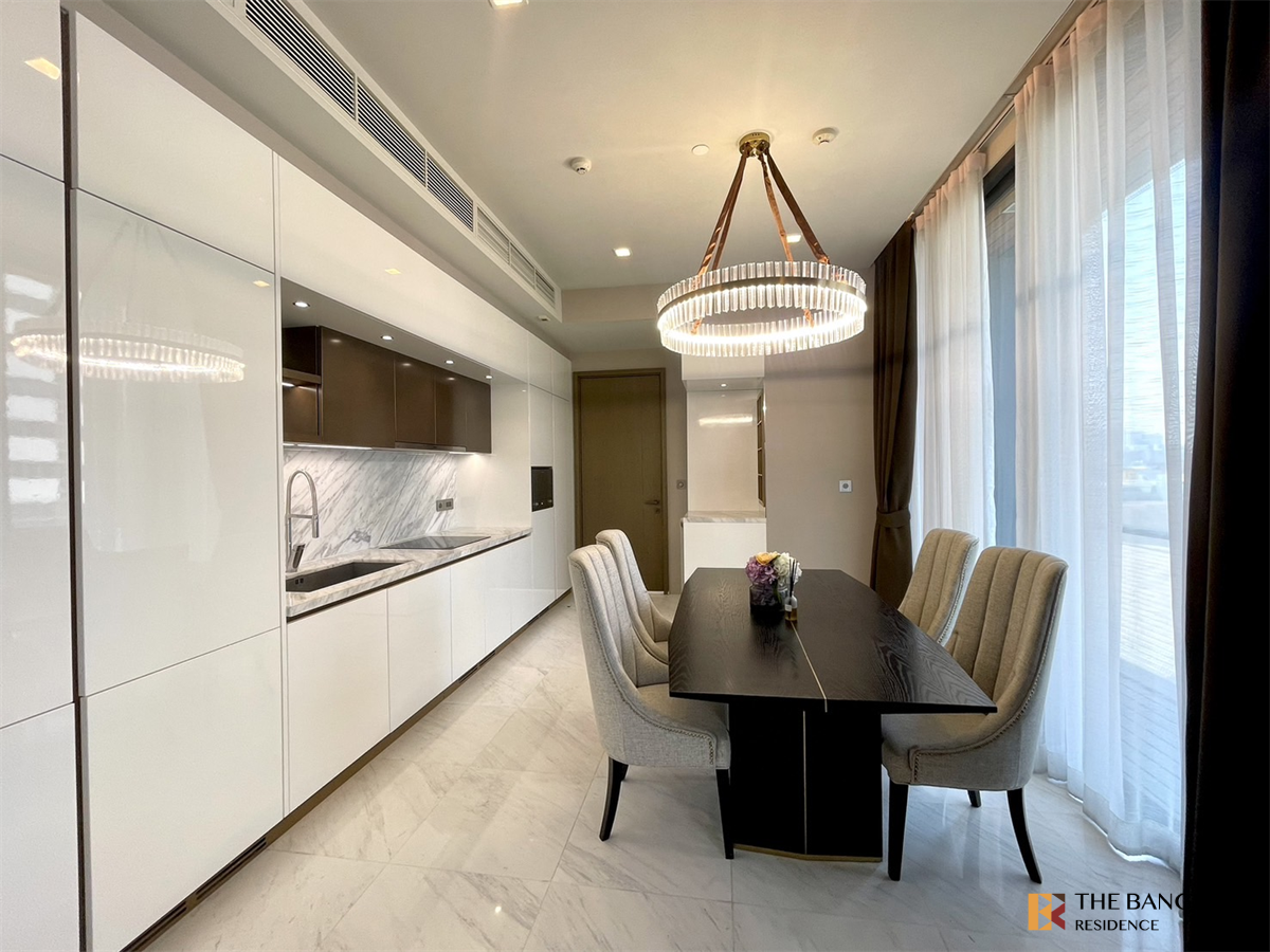 picture Luxuriously Elevated Unit The Monument Thong Lo - 2/10
