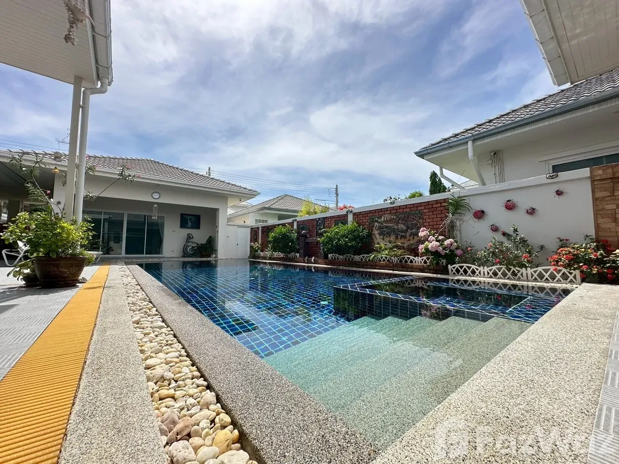 picture 6-Bedroom Private Pool Villa for Sale 5355629 - 13/36