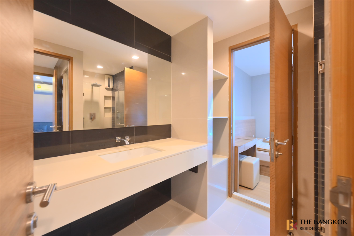 picture RHYTHM Ratchada-Huaikhwang Private Unit, Fully Equipped Common Area near MRT Huai Khwang Station - 4/10