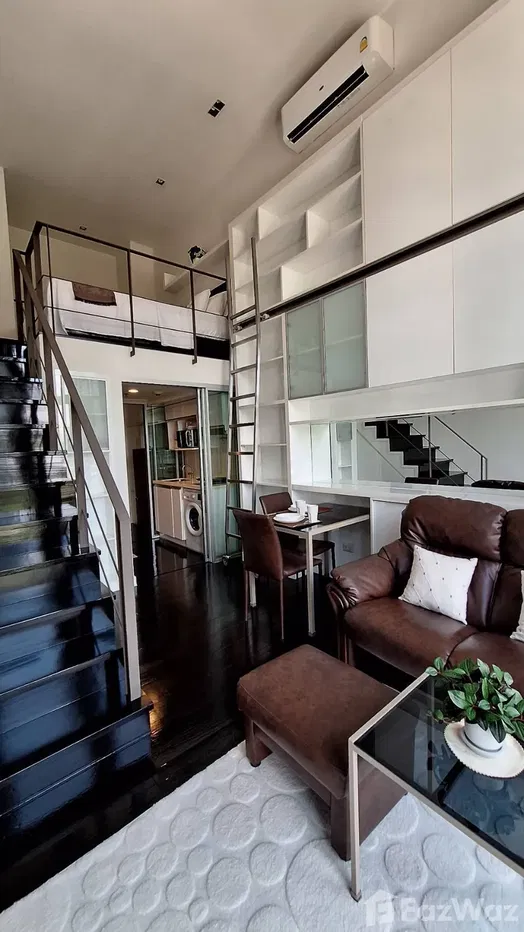picture loft 1 bed 1 bath 5727284 - 6/9