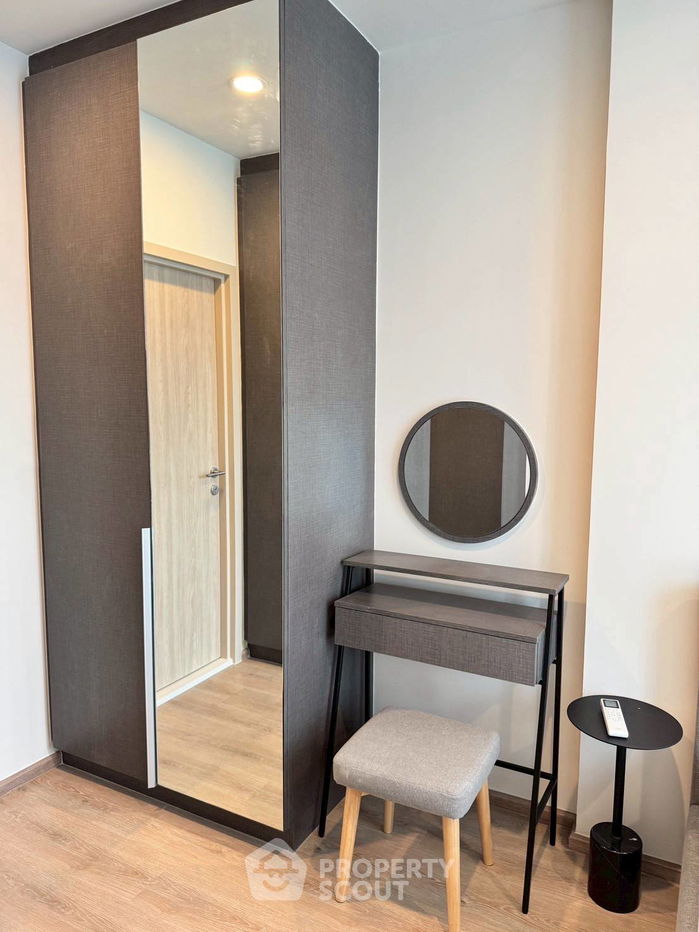 picture 1-BR Condo at Nue District R9 near MRT Phra Ram 9 (ID 2314303) - 11/14