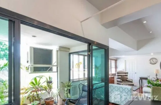 picture 2 Bedroom Condo for rent at La Maison Ruamrudee 1067534 - 10/12