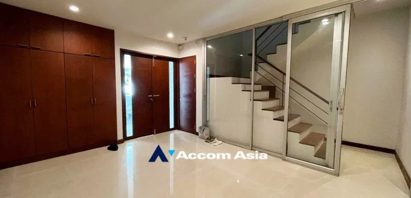 รูป 🔼🔽 AccomA 📩 Home Office 3 BR House in Khlong Ton Nuea (110096) - รูปที่ 4/12