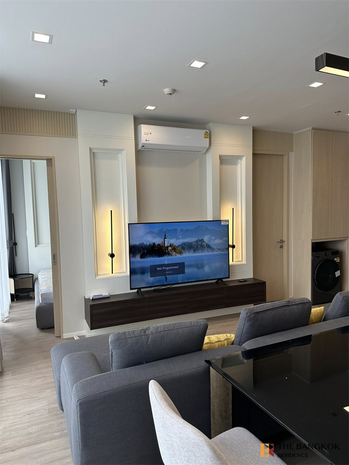 picture NOBLE STATE 39 Easy Travel, Fully Utilized Space near BTS Phrom Phong - 3/10