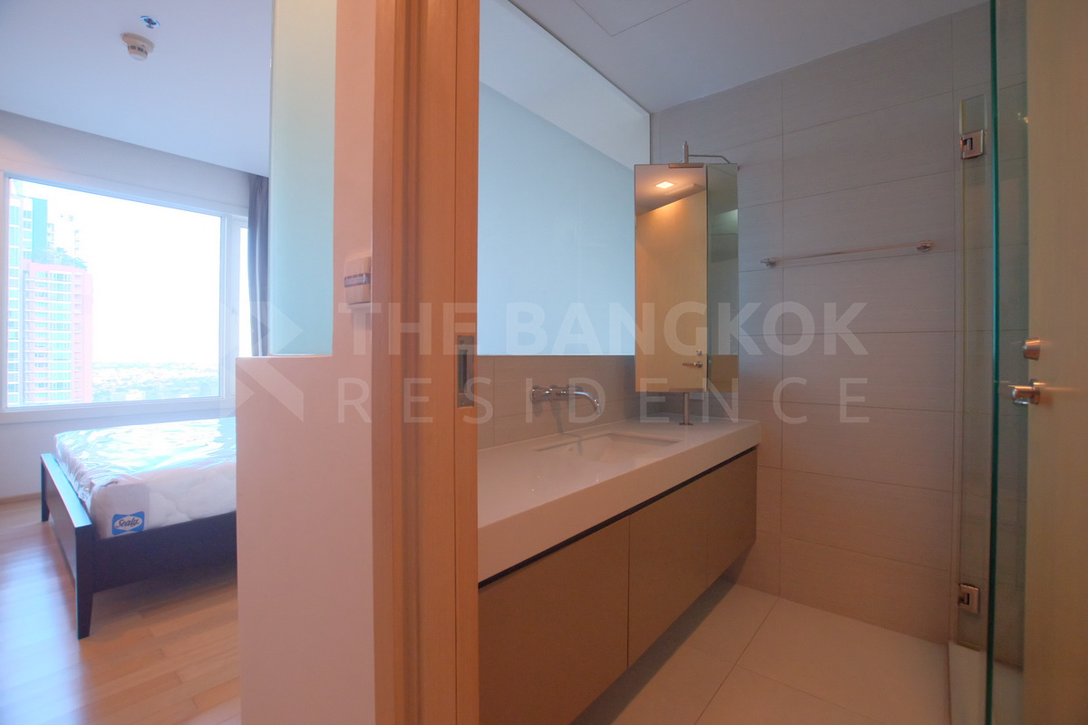 picture Siri At Sukhumvit Location Near Employment, Surrounded by Lifestyles near BTS Thong Lo - 9/10