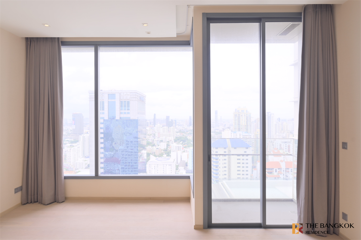 picture The Esse Asoke  Great price, prime location - 4/10
