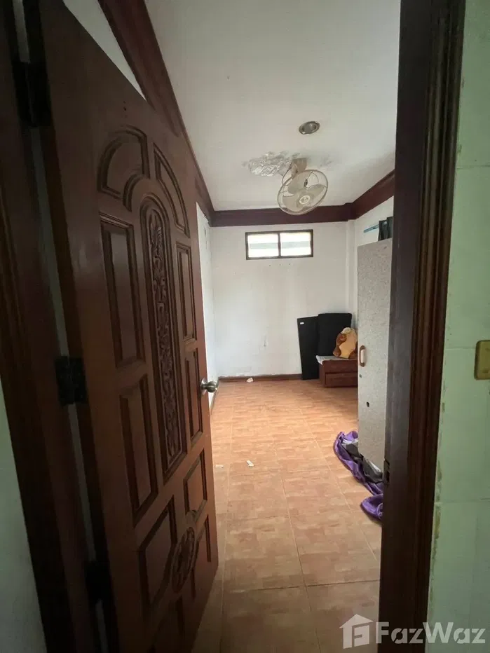 picture 5 Bedroom Townhouse for sale in Nong Prue, Chon Buri 5373292 - 7/11