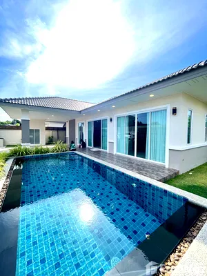 Houses for rent Chonburi : house for rent - Huay Yai 5689697