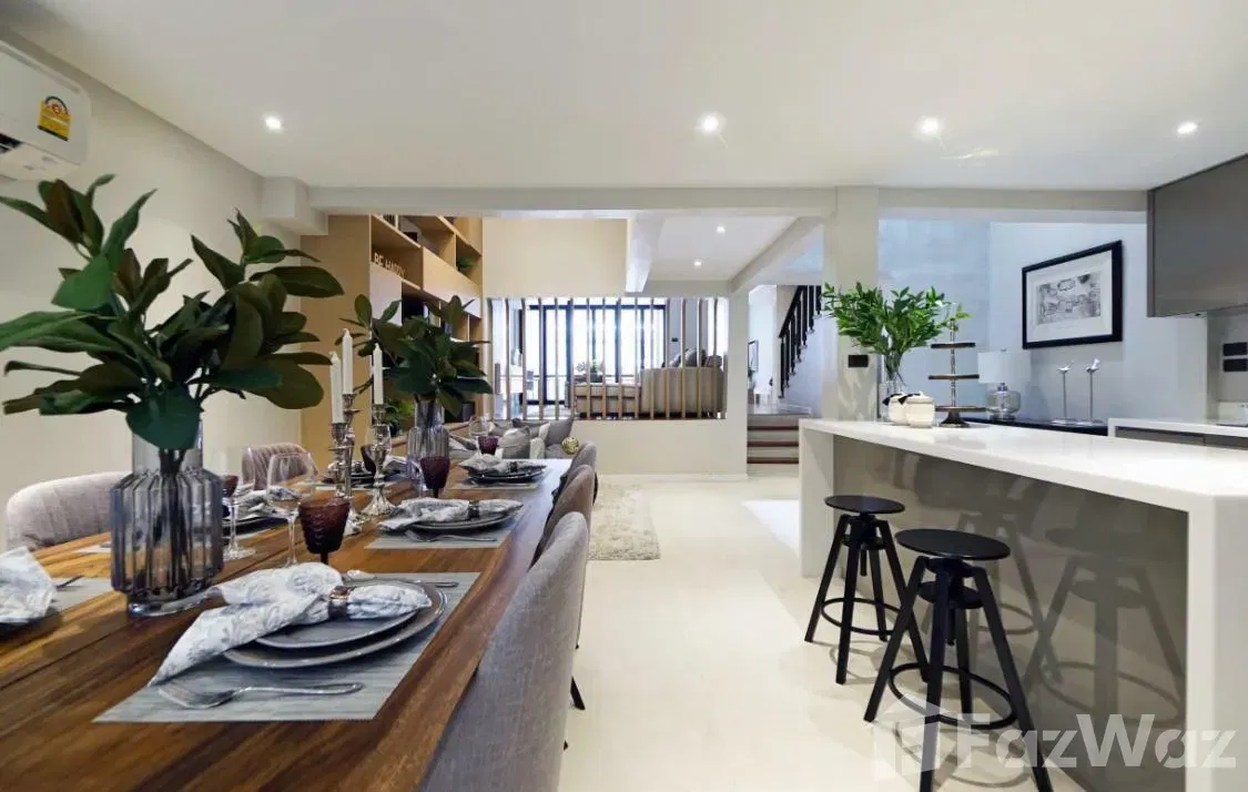 รูป ทาวน์เฮ้าส์ให้เช่า 5 ห้องนอน ใน คลองเตย, กรุงเทพมหานคร 404033 - รูปที่ 1/13