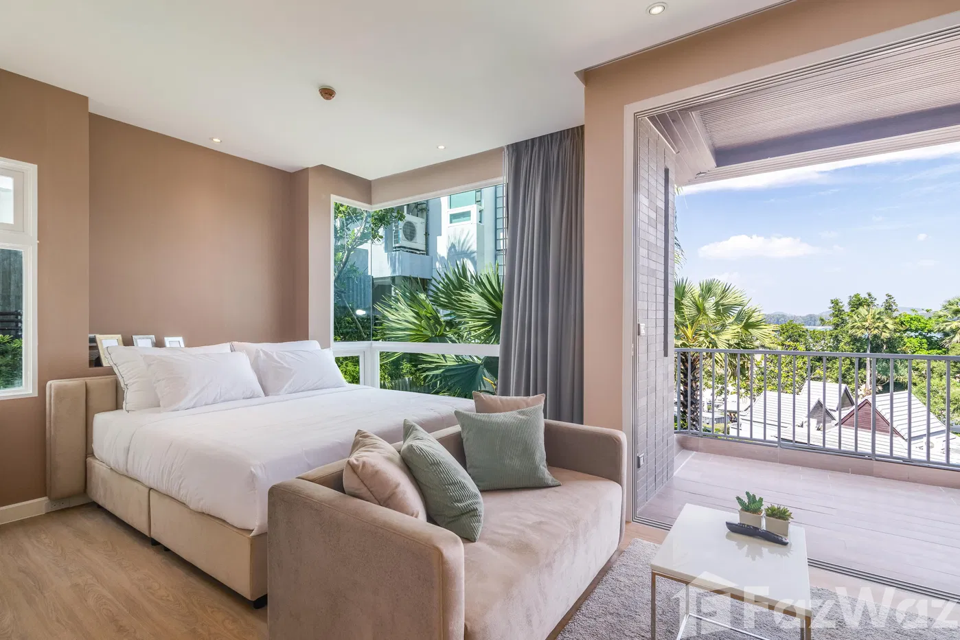 picture Unique 1 Bedroom Seaview Beachfront unit For Sale 5342047 - 8/11