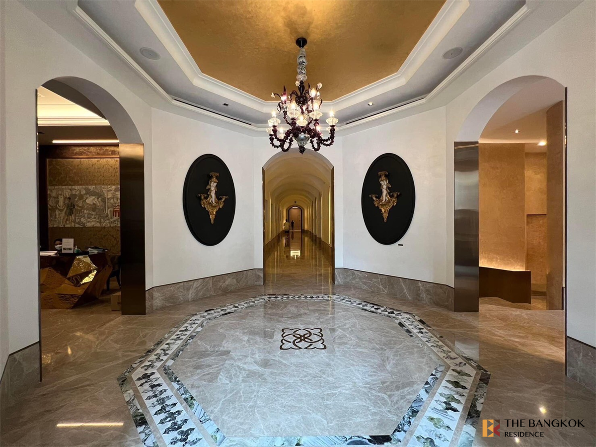 picture The Diplomat 39 near BTS Phrom Phong Luxury Unit, Ready for You Without the Wait - 7/10