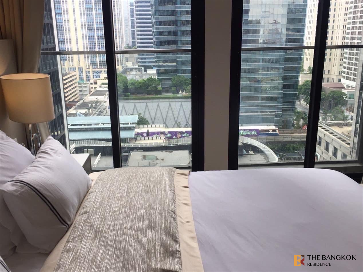 picture Start your comfort here Noble Ploenchit near BTS Phloen Chit - 1/10