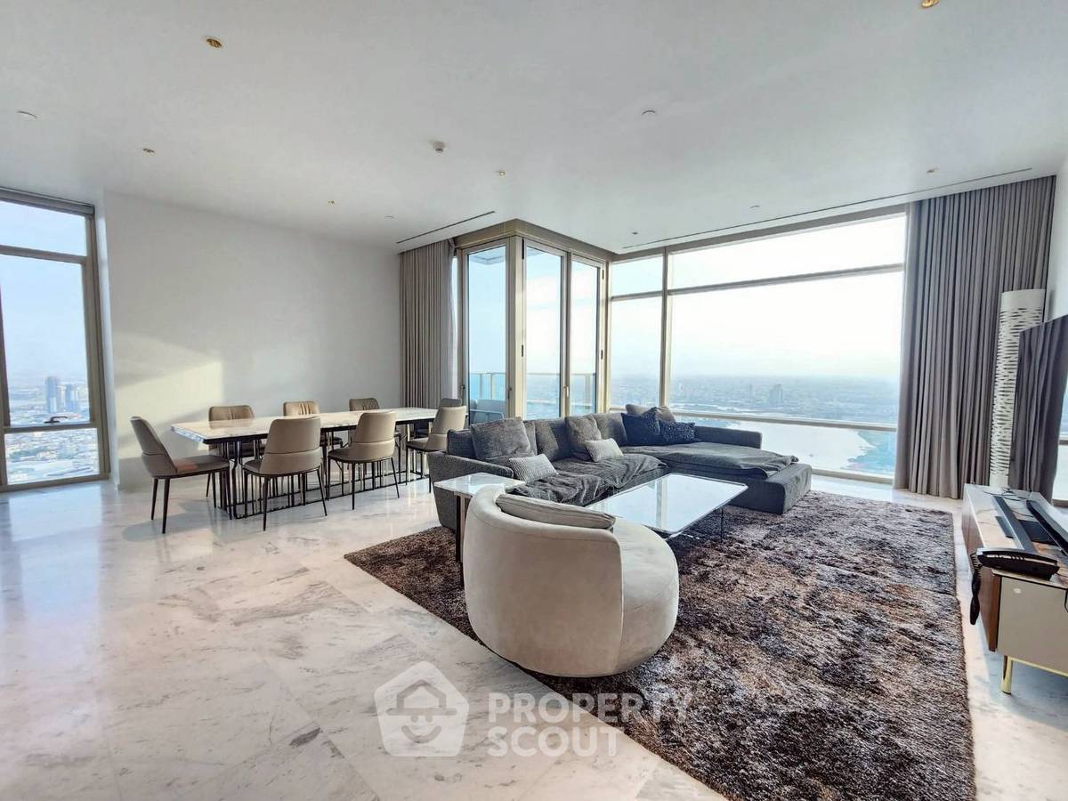 picture 3-BR Condo at Four Seasons Private Residences Bangkok near BTS Saphan Taksin (ID 2314503) - 2/8