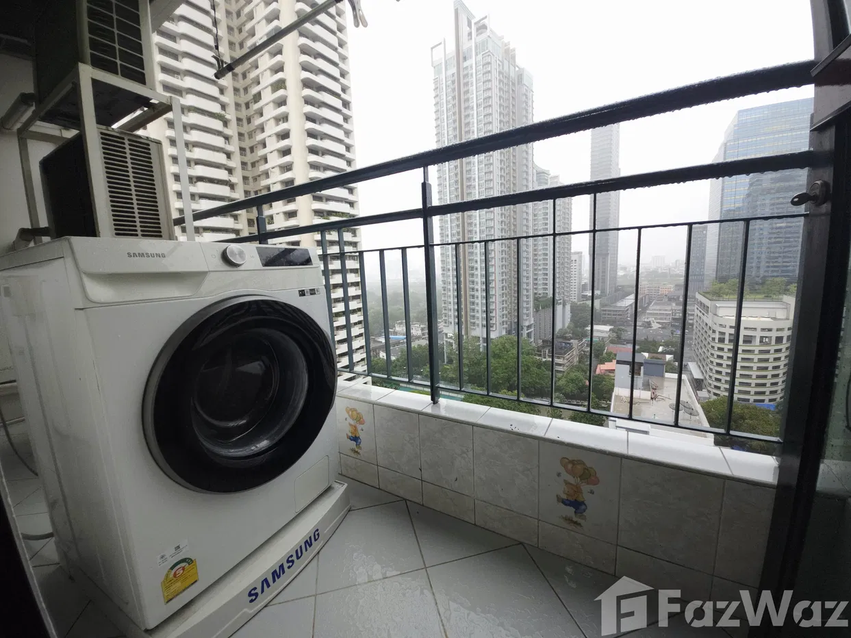 picture Spacious Corner Unit in Prime Sukhumvit Soi 11 5714526 - 17/18