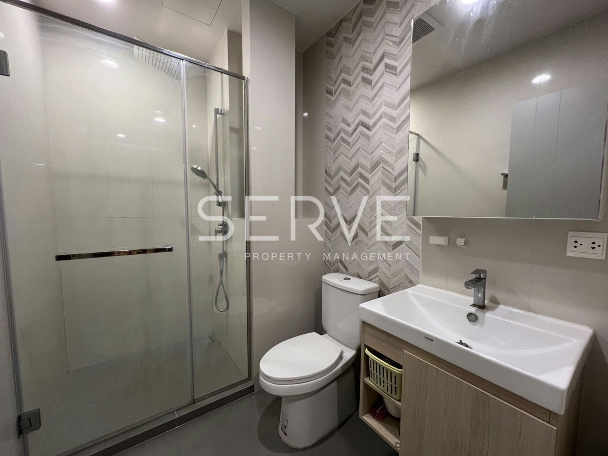picture Nice Room 1 Bed with washlet New Condo Good Location Shuttle to BTS Thong Lo at OKA HAUS Sukhumvit 36 Condo / For Rent - 4/4