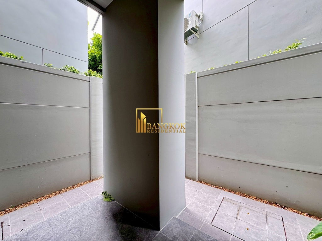 รูป Bugaan Pattanakarn | Elegant 4 Bed House in Pattanakarn Area - BR28255SH - รูปที่ 19/65