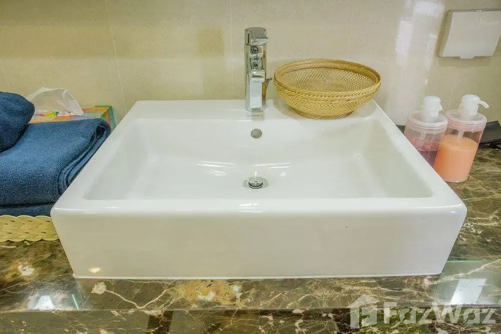 picture 2 Bedroom Condo for sale at Hyde Sukhumvit 13  1952817 - 8/10