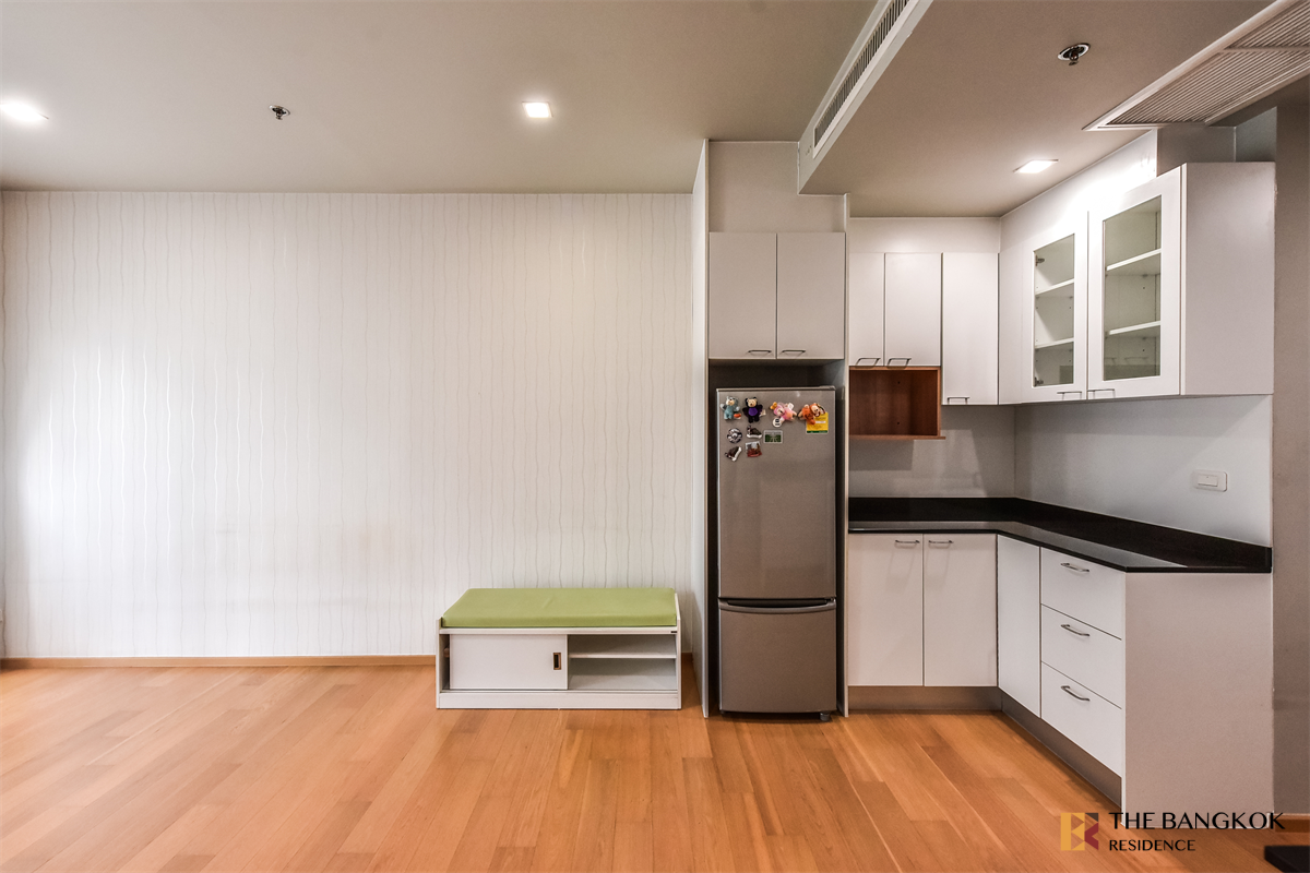 picture Condo in Central City at an Affordable Price Noble Revent near Airport Rail Link Phaya Thai Station - 7/10