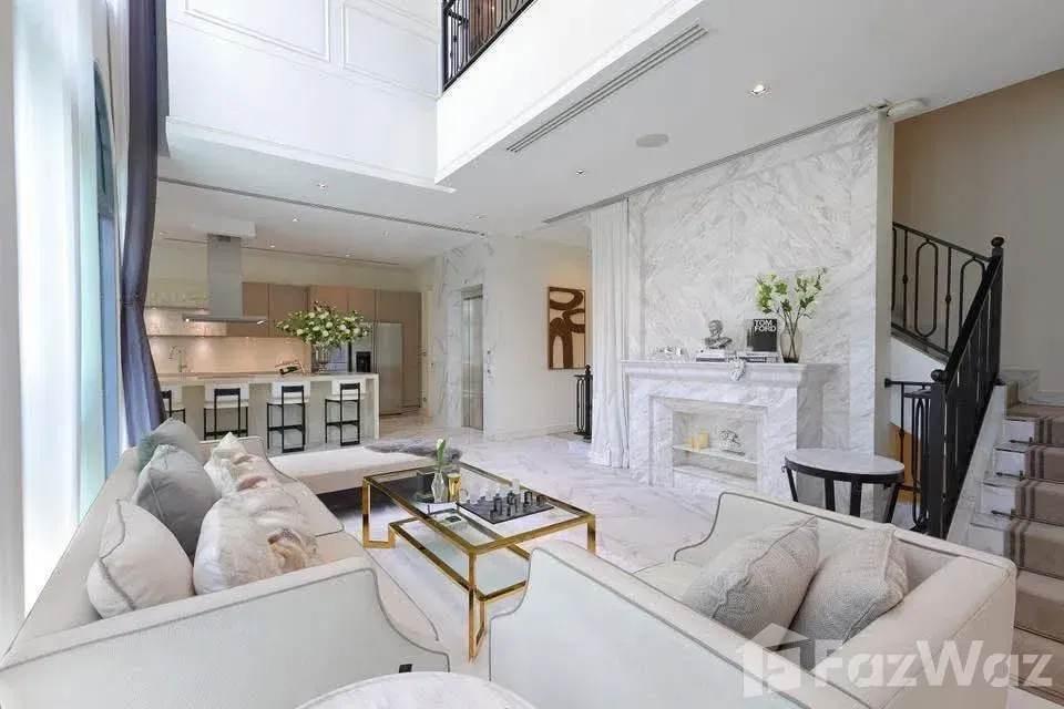 picture 4 Bedroom House for sale at The Boulevard Ekamai  5729208 - 2/14