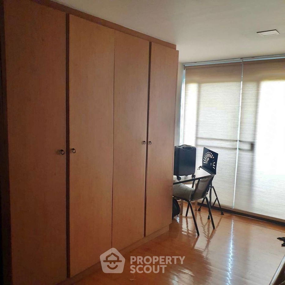 picture 4-BR Condo at Regent On The Park 2 (Sukhumvit 61) Condominium near BTS Thong Lor (ID 1165973) - 9/22