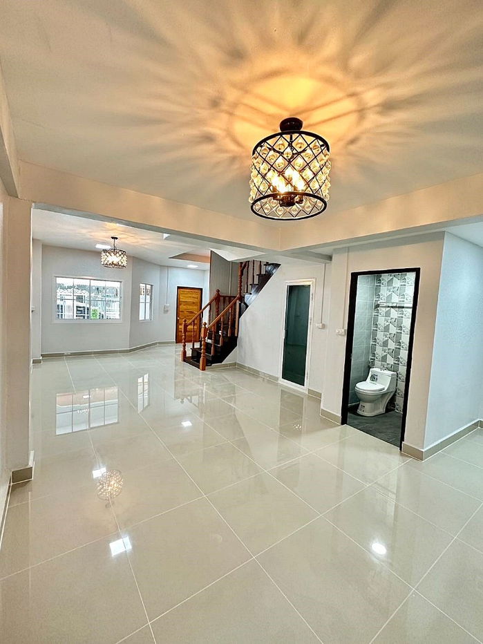 รูป บ้านสวย  หลังมุม  4 ห้องนอน  #หมู่บ้านบัวทอง ธานี  บางบัวทอง  บ้านรีโนเวทใหม่  ใกล้แม็คโคร บางบัวทอง - รูปที่ 14/30