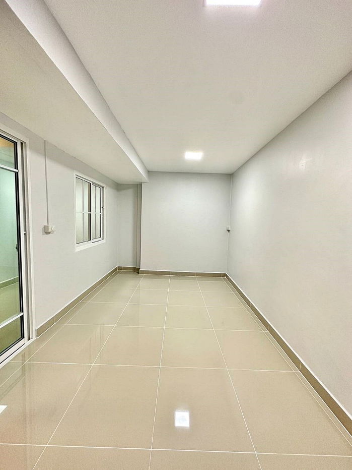 รูป บ้านสวย  หลังมุม  4 ห้องนอน  #หมู่บ้านบัวทอง ธานี  บางบัวทอง  บ้านรีโนเวทใหม่  ใกล้แม็คโคร บางบัวทอง - รูปที่ 12/30
