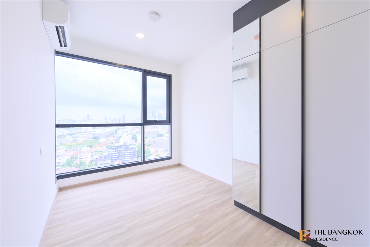 picture THE STAGE Mindscape Ratchada – Huai Khwang near MRT Huai Khwang Station Room available, great price - 8/10