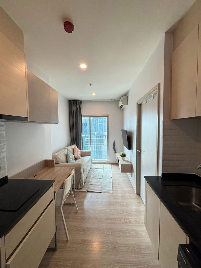 picture Noble Revolve Ratchada for rent, near MRT Cultural Center, only 14,500 baht/month - 2/11