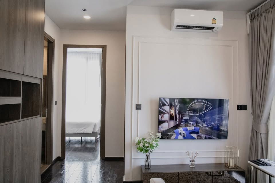 picture Condo for rent: 𝗣𝗔𝗥𝗞 𝗢𝗥𝗜𝗚𝗜𝗡 𝗧𝗛𝗢𝗡𝗚𝗟𝗢𝗥, ready to move in. If interested, contact Line @goodmanpro or call 0999029192. - 3/9