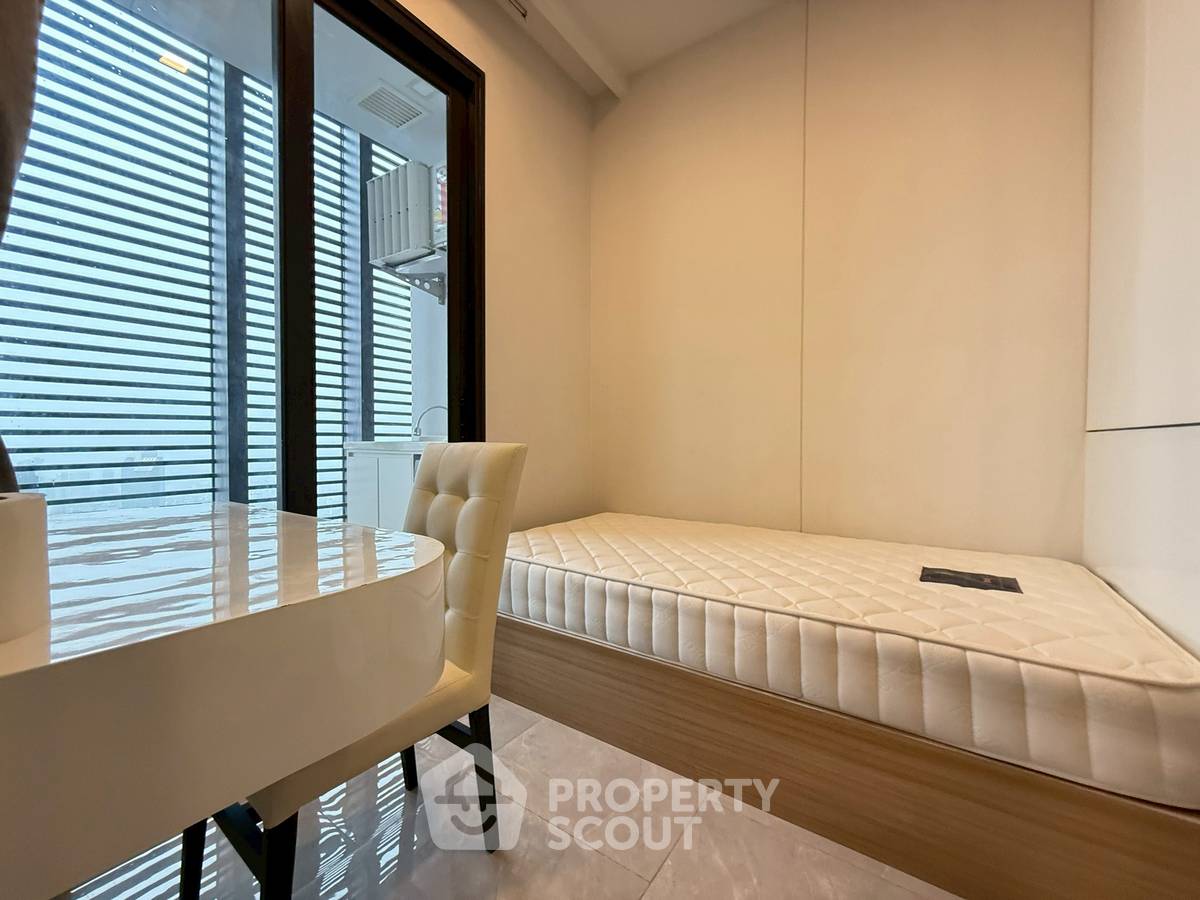 picture 4-BR Condo at One 9 Five Asoke - Rama 9 near MRT Phra Ram 9 (ID 2302909) - 9/16
