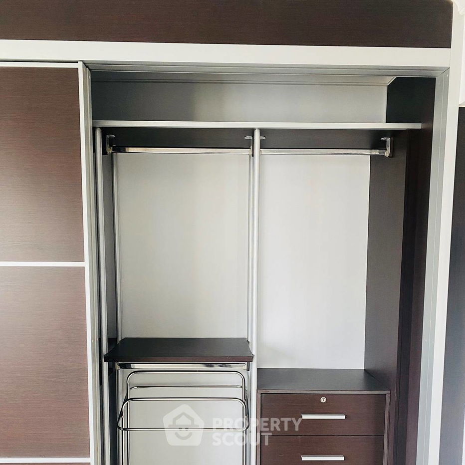 รูป คอนโด 2-ห้องนอน ที่ แกรนด์ พาร์ค วิว อโศก ใกล้ MRT สุขุมวิท (ID 812940) - รูปที่ 3/6
