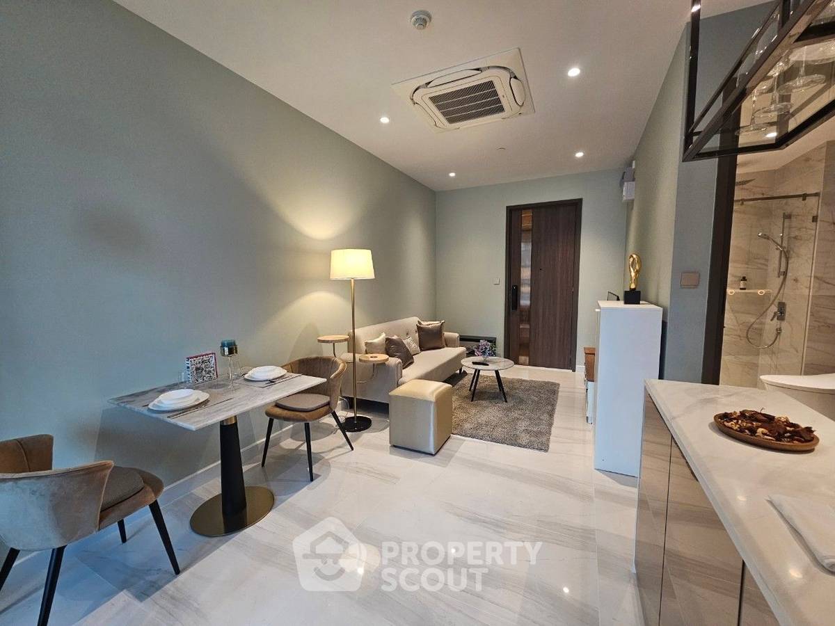 picture 1-BR Condo at Supalai Icon Sathon near MRT Si Lom (ID 1196406) - 9/23