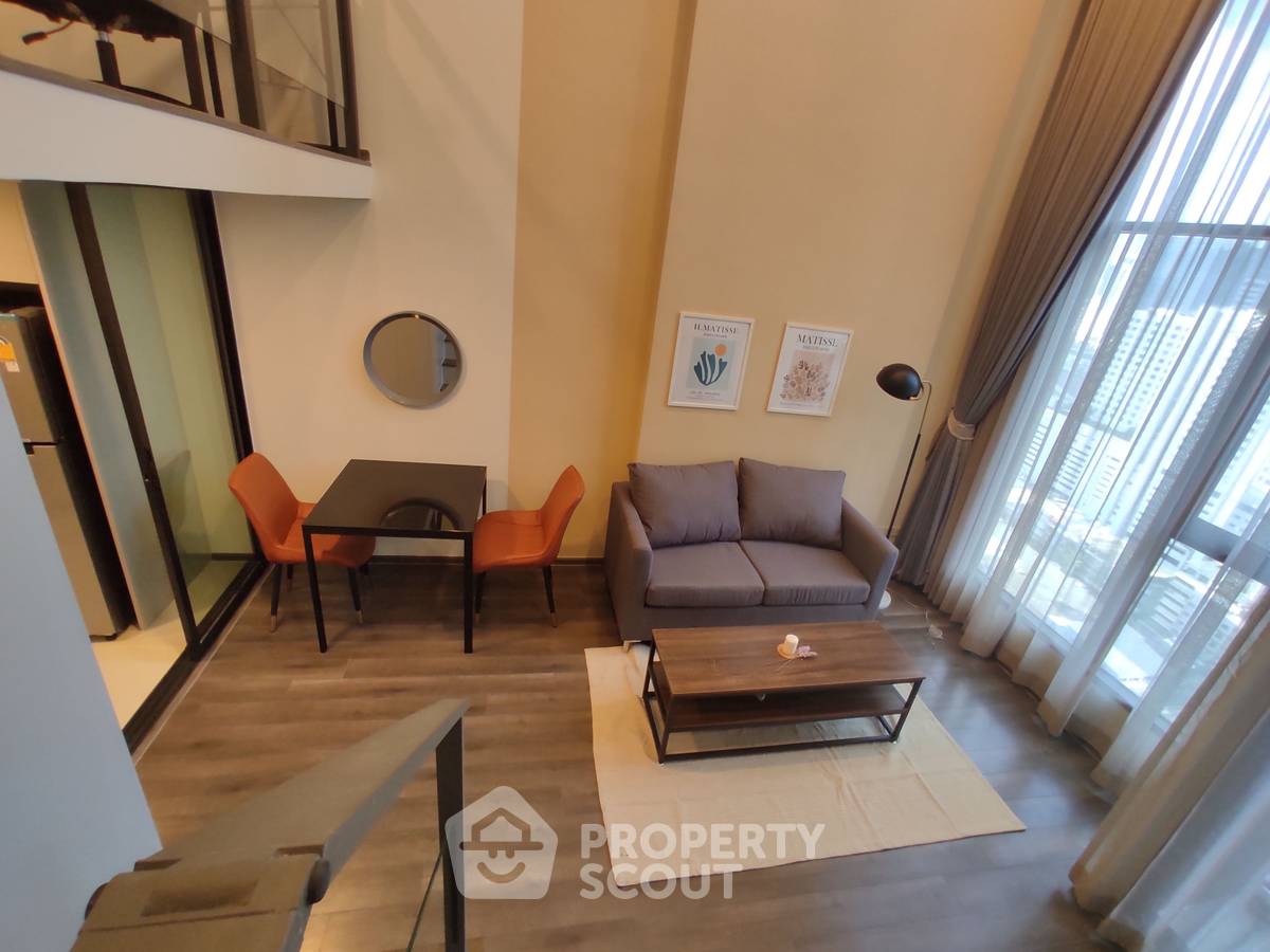 picture 1-BR Condo at Knights Bridge Space Rama 9 near MRT Phra Ram 9 (ID 2315726) - 11/15