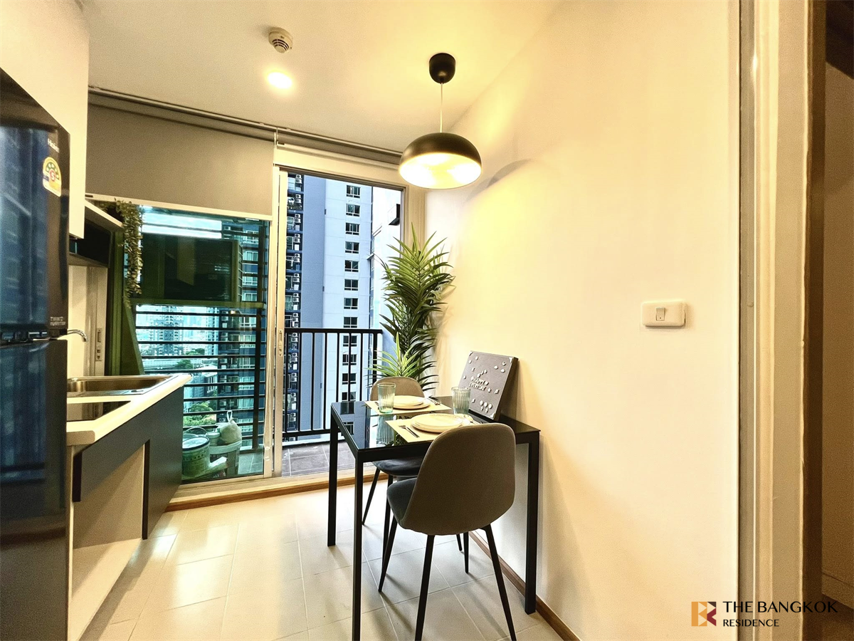 picture The Base Sukhumvit 77  Location Near Employment, Surrounded by Lifestyles - 5/10