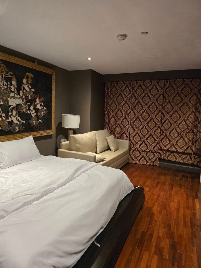 picture Code: KJ8809  for rent State Tower // Line ID: @kjcondo (with @) // - 4/22