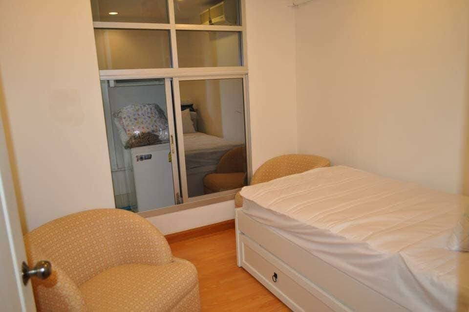 picture Condo for rent, Sathorn House, 2 bedrooms, 1 bathroom, 34th floor, next to the entrance to BTS Surasak - 6/12