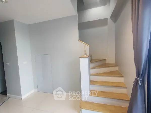 picture 4-BR Semi-detached House in Lat Phrao (ID 2315802) - 7/8