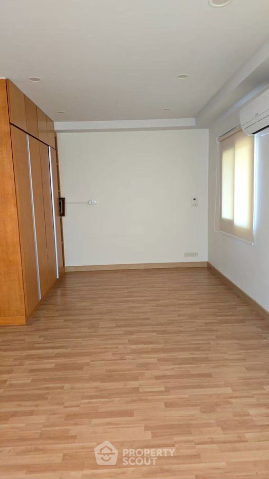 picture 5-BR Condo at Nichada Thani in Bang Talat (ID 1781124) - 2/17