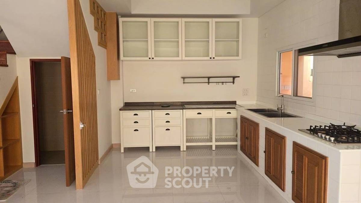 picture 5-BR Condo at Nichada Thani in Bang Talat (ID 1781124) - 9/17