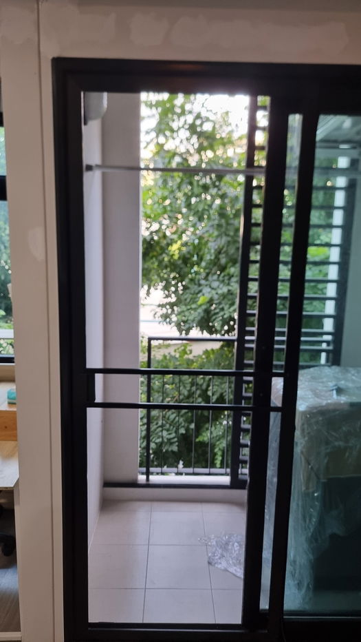 picture Free shuttle service MRT rama 9 1 km.  Price  12,000 Baht Condo Aspire Asoke - Ratchada ( Rental ) - 15/18